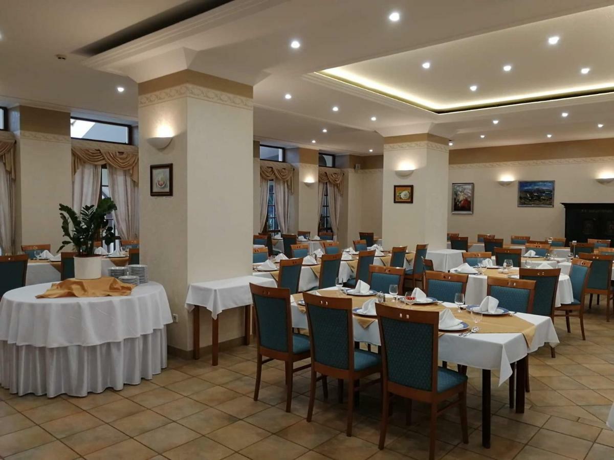 Hasik Hotel Magyarpolány Zewnętrze zdjęcie